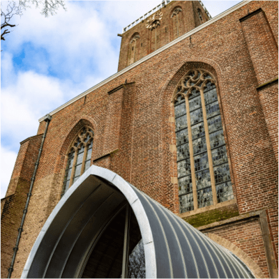 Project in beeld - Hol en bol getoogd felswerk